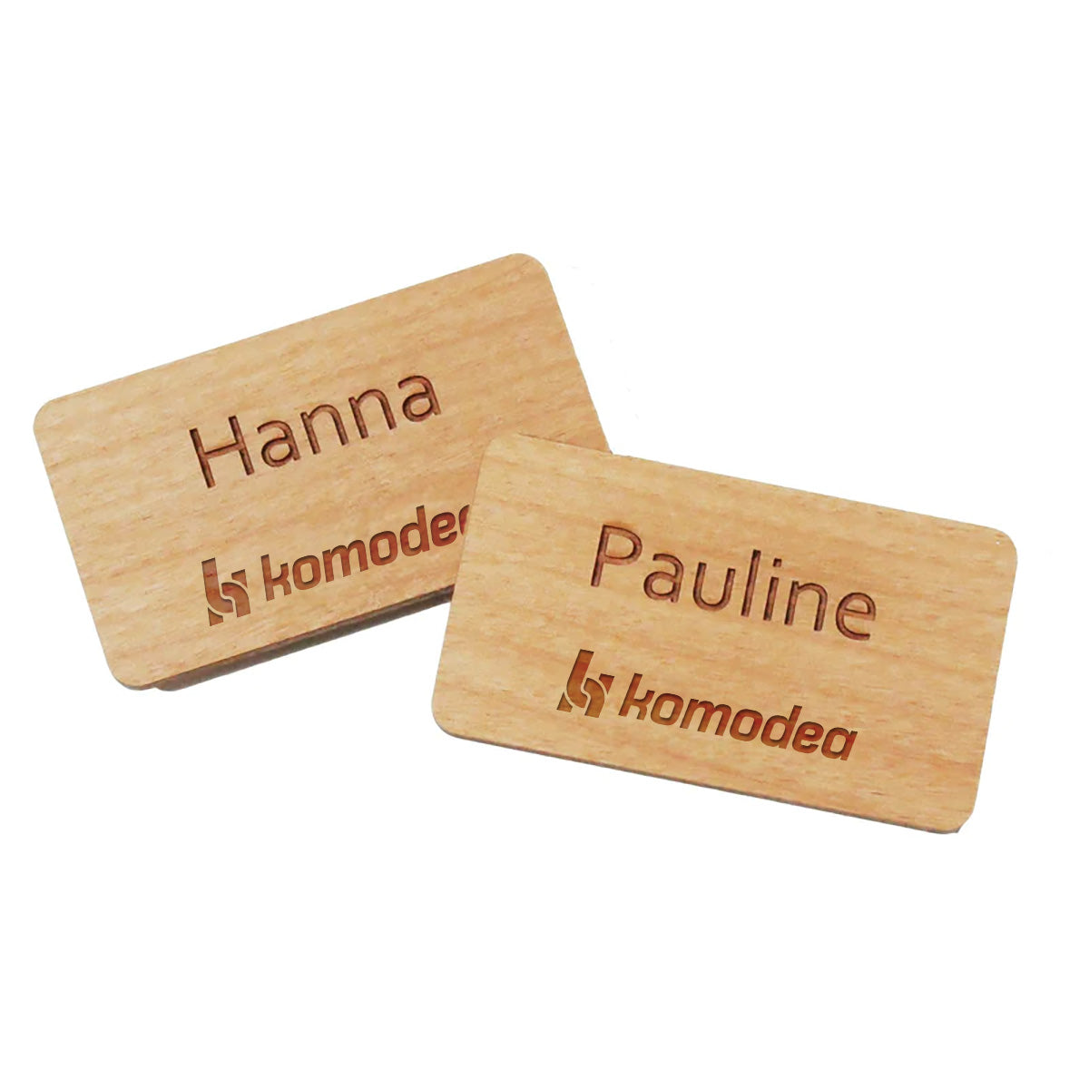 Nachhaltige Namensschilder aus Holz