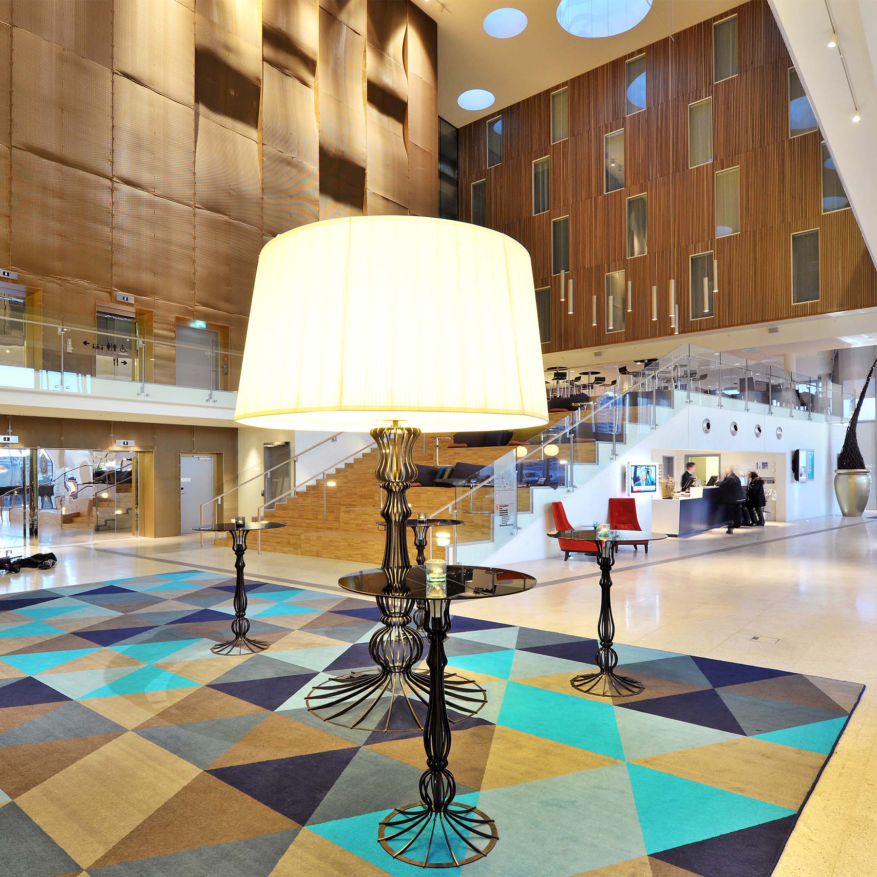 Maßgeschneiderte Teppiche für Hotels, Kreuzschiffe, Kinos, Theater und Co.